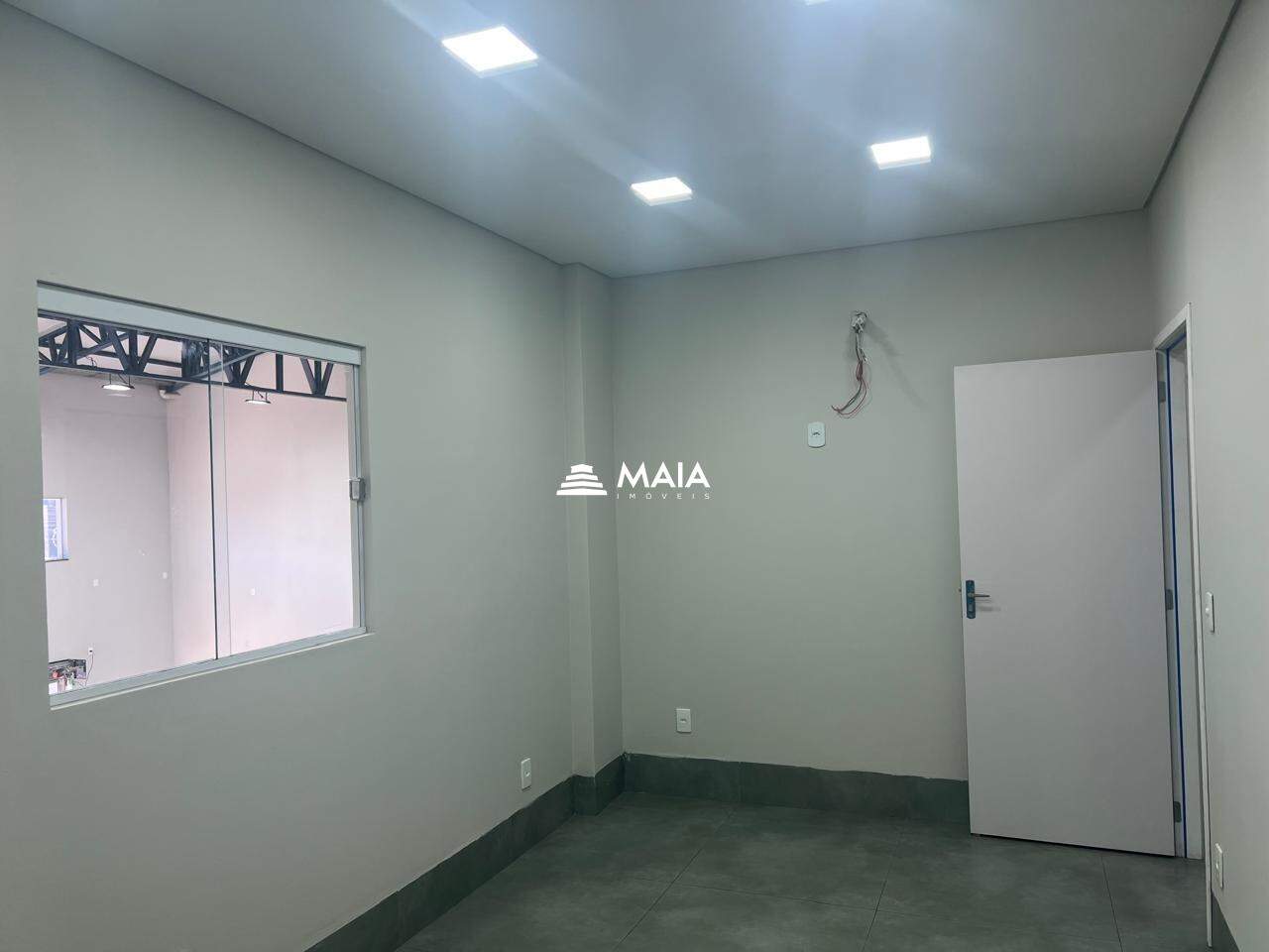 Galpão à venda no Antonia Cândida: 