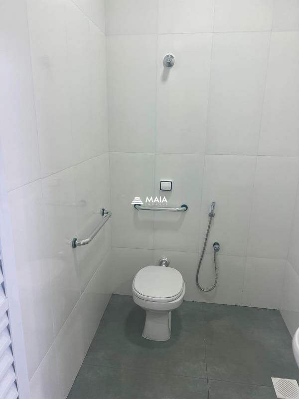 Galpão à venda no Antonia Cândida: 