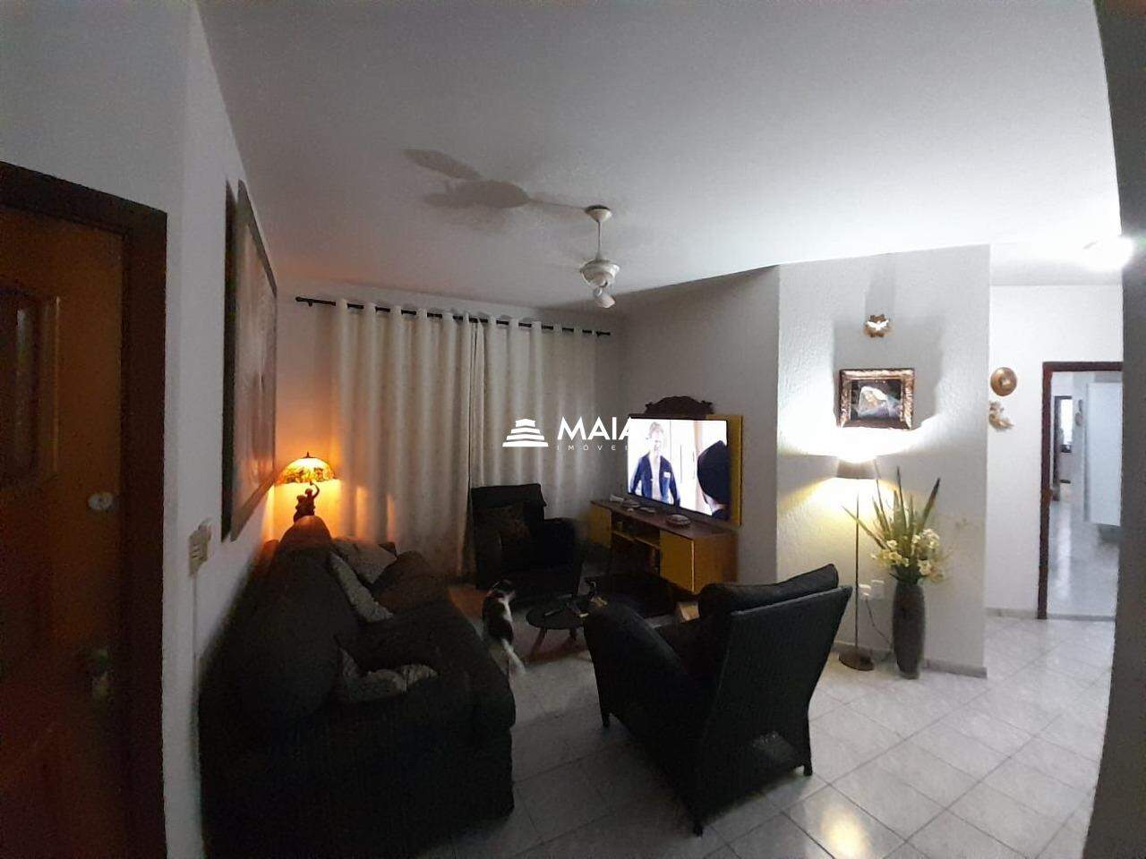 Casa à venda no Mercês: 