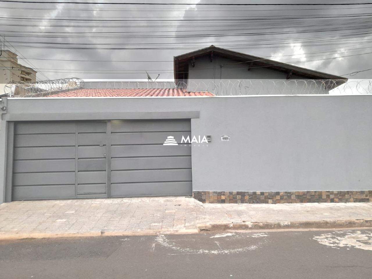 Casa á venda no bairro Mercês