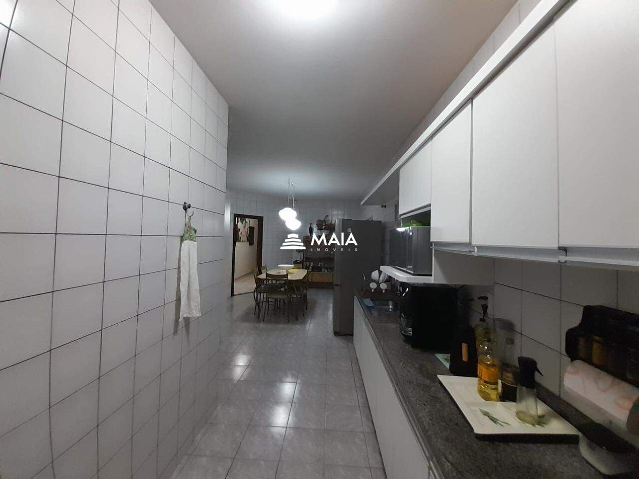 Casa à venda no Mercês: 