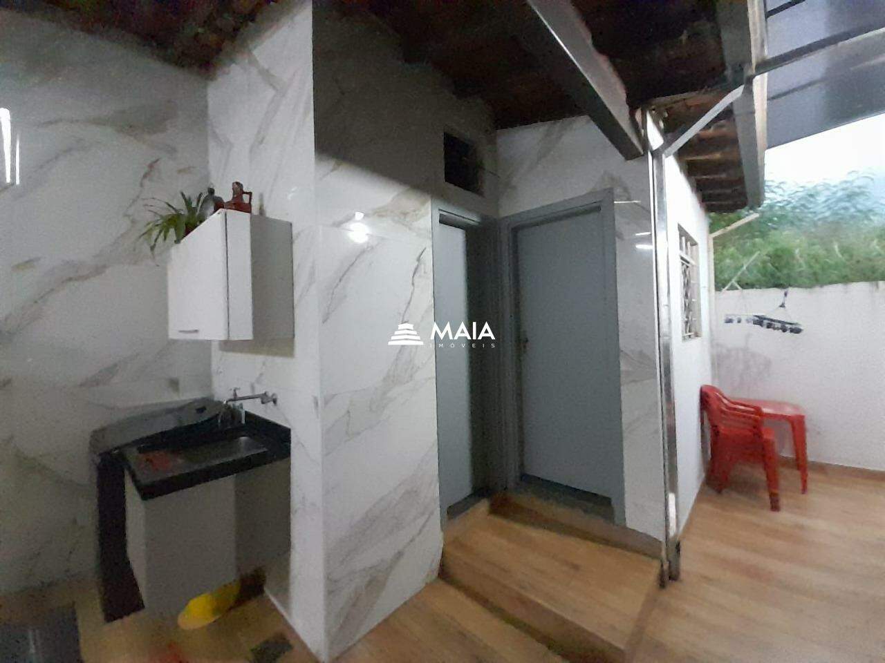 Casa à venda no Mercês: 