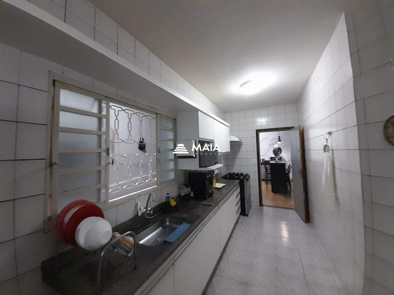 Casa à venda no Mercês: 