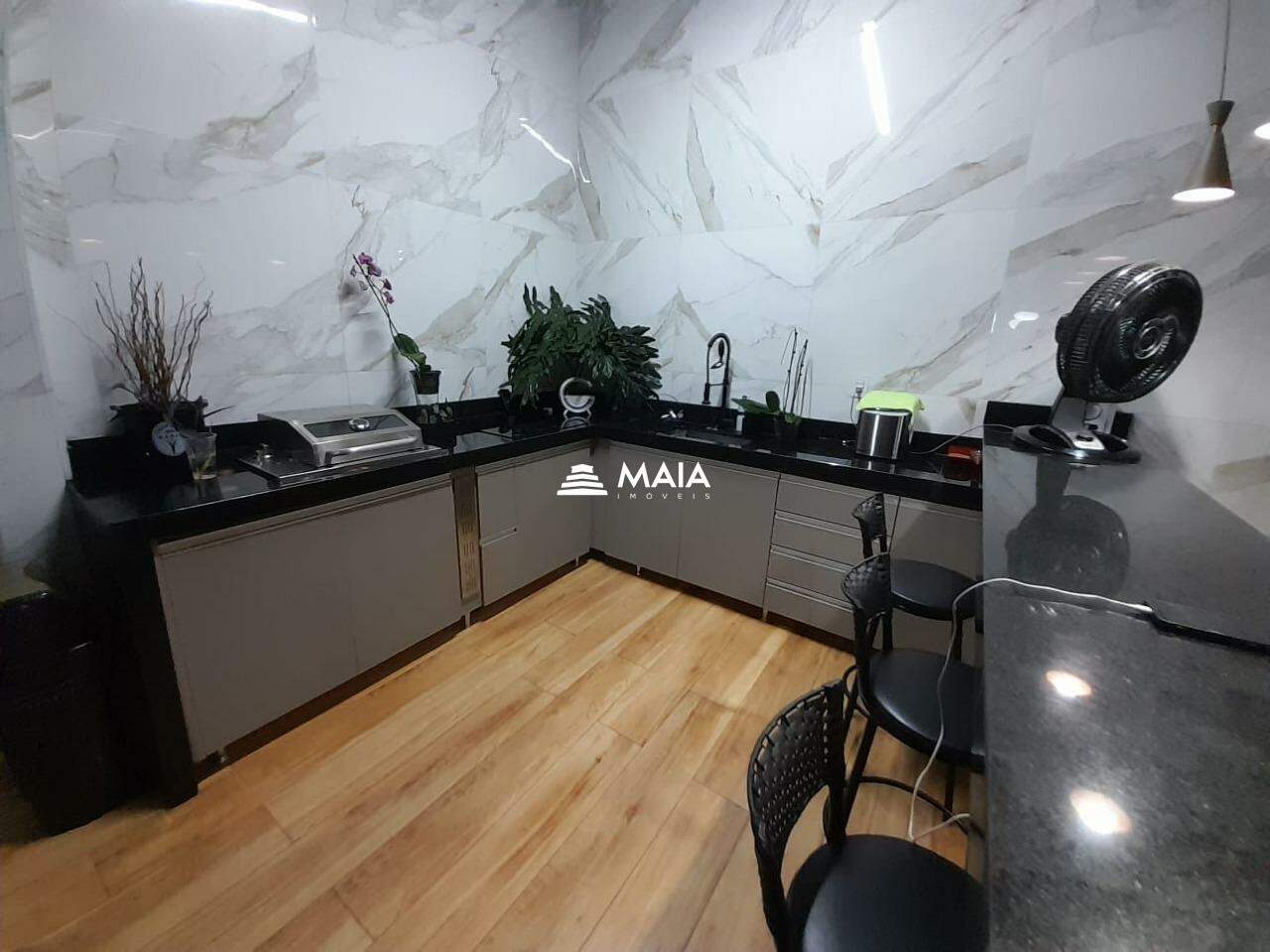 Casa à venda no Mercês: 