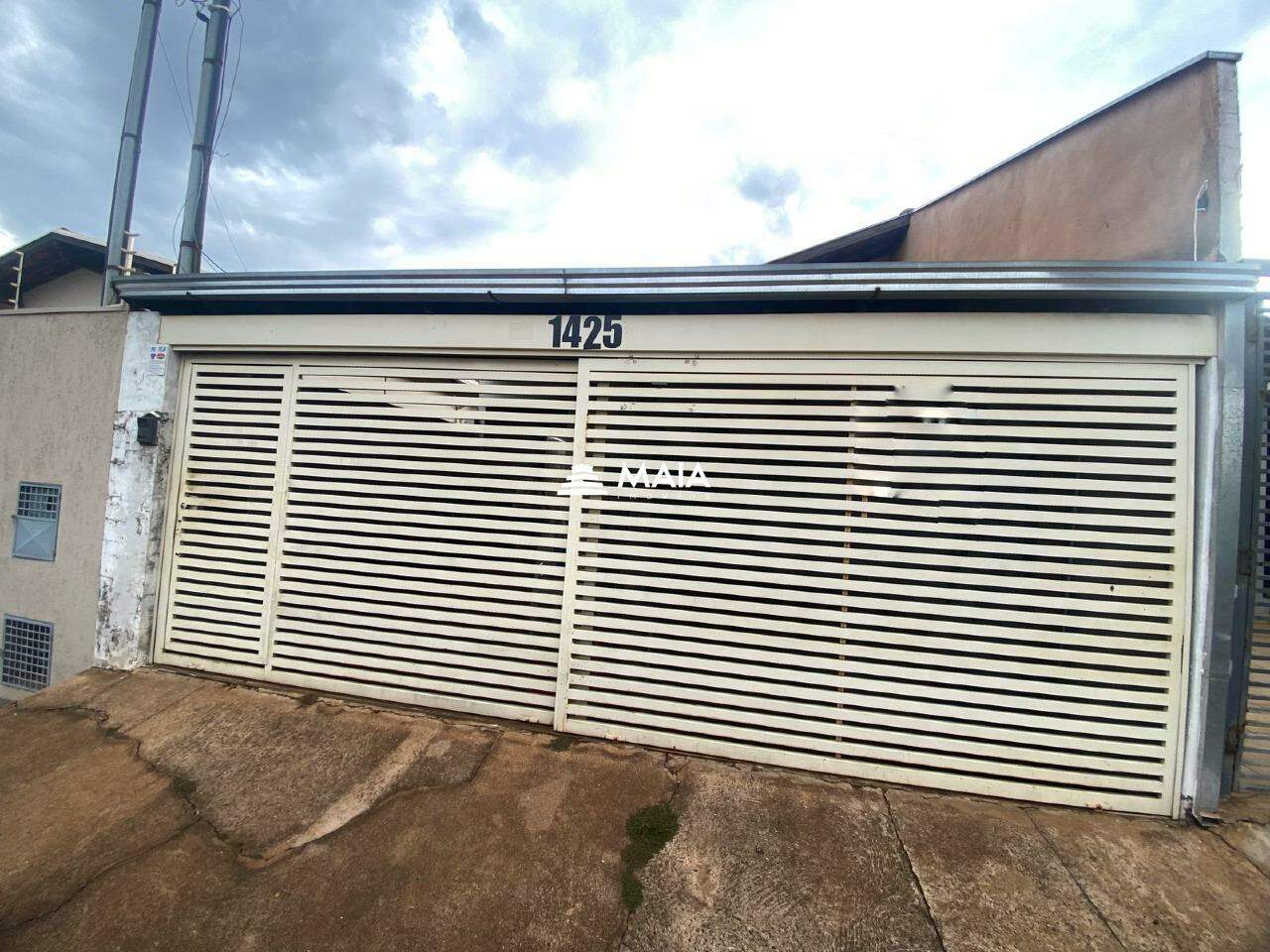 Casa comercial para alugar no bairro Santa Maria