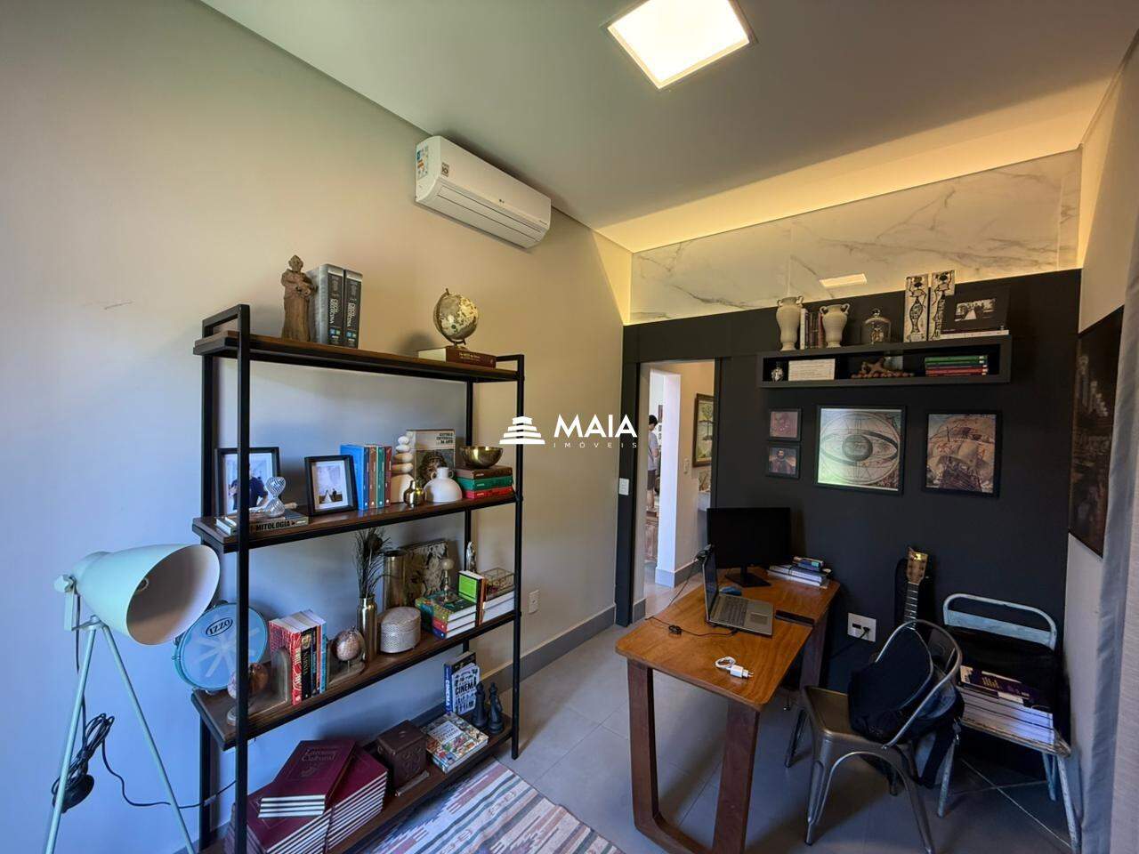 Casa de Condomínio à venda no Estância dos Ipês: 