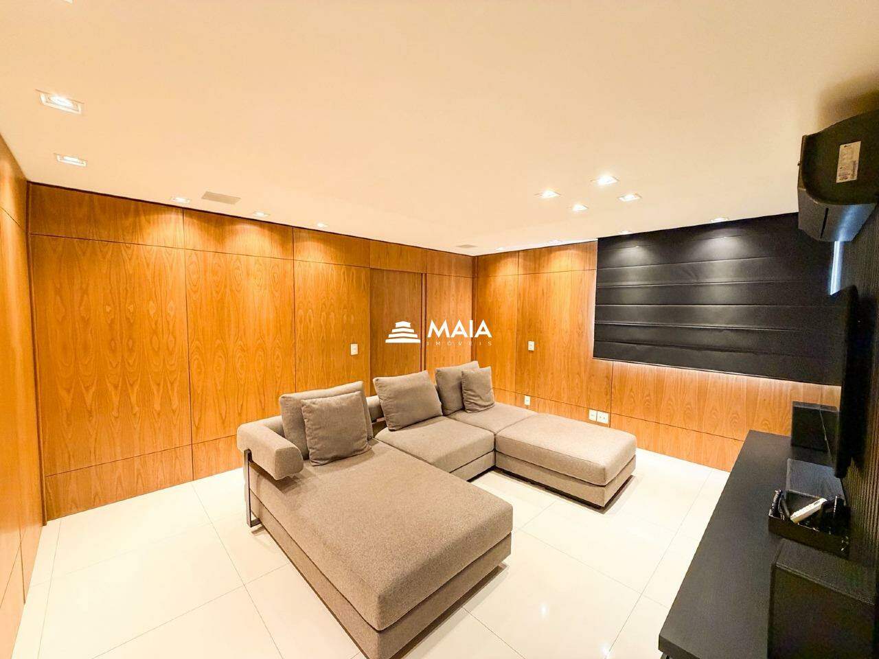 Apartamento à venda no Mercês: 