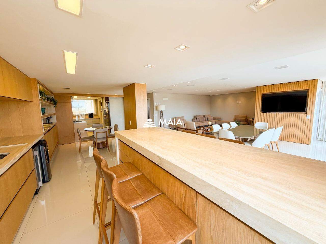 Apartamento à venda no Mercês: 