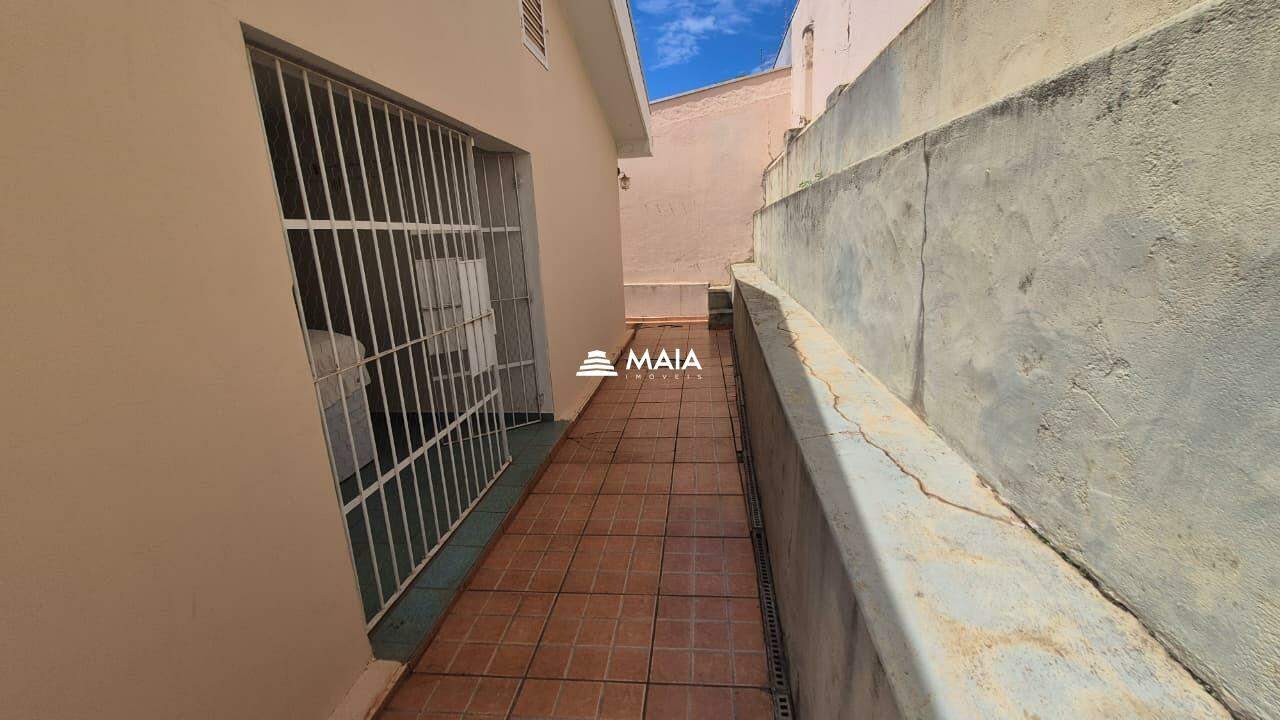 Casa à venda no Vila Olímpica: 