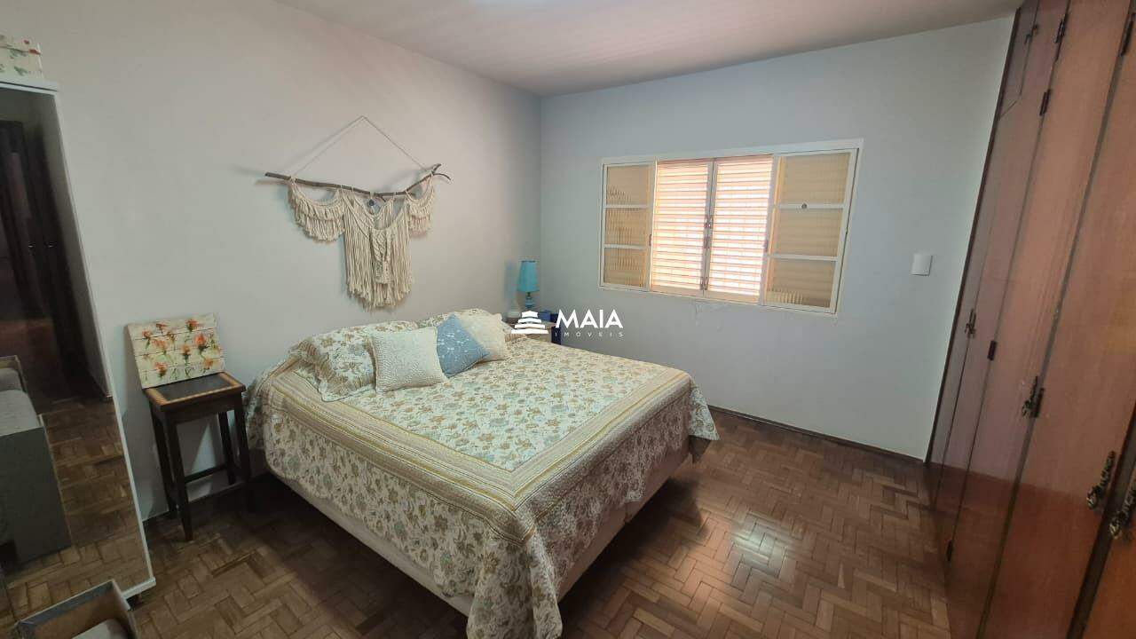 Casa à venda no Vila Olímpica: 