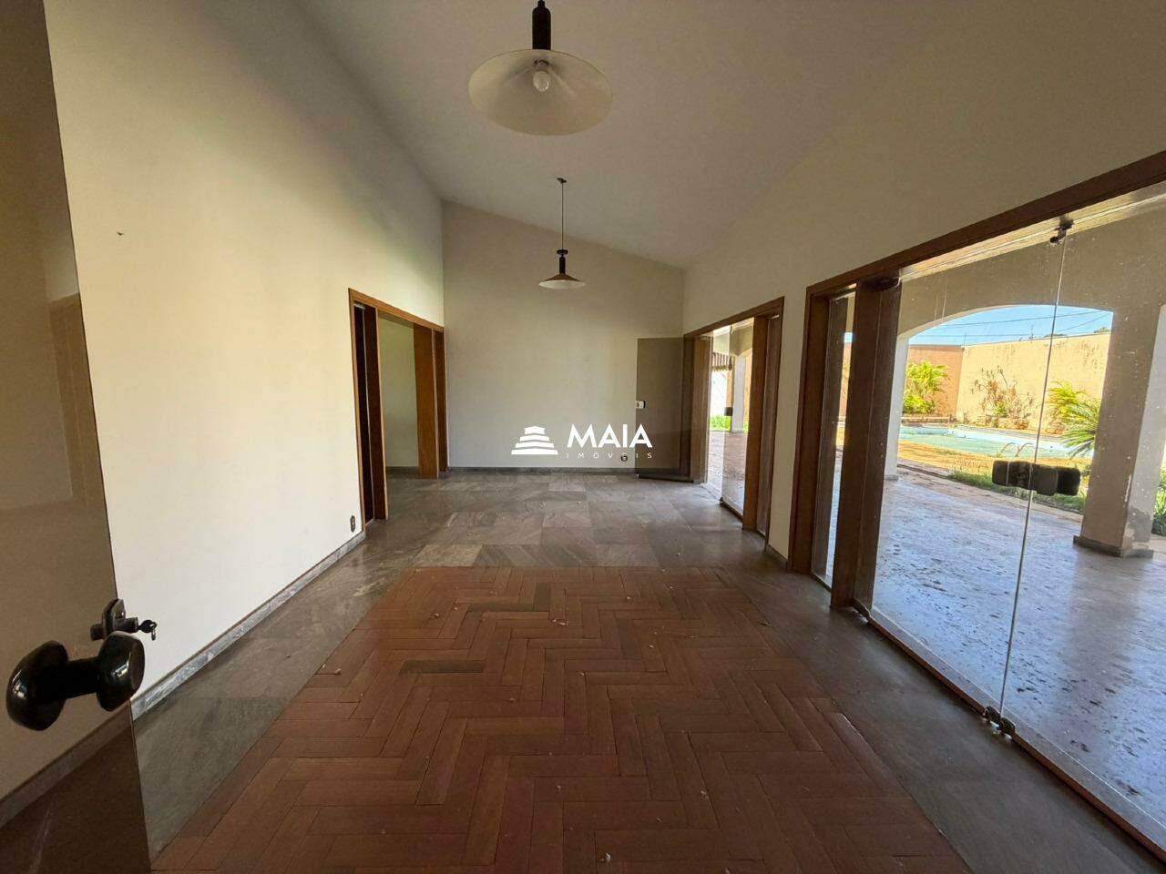 Casa à venda no Jardim Induberaba: 