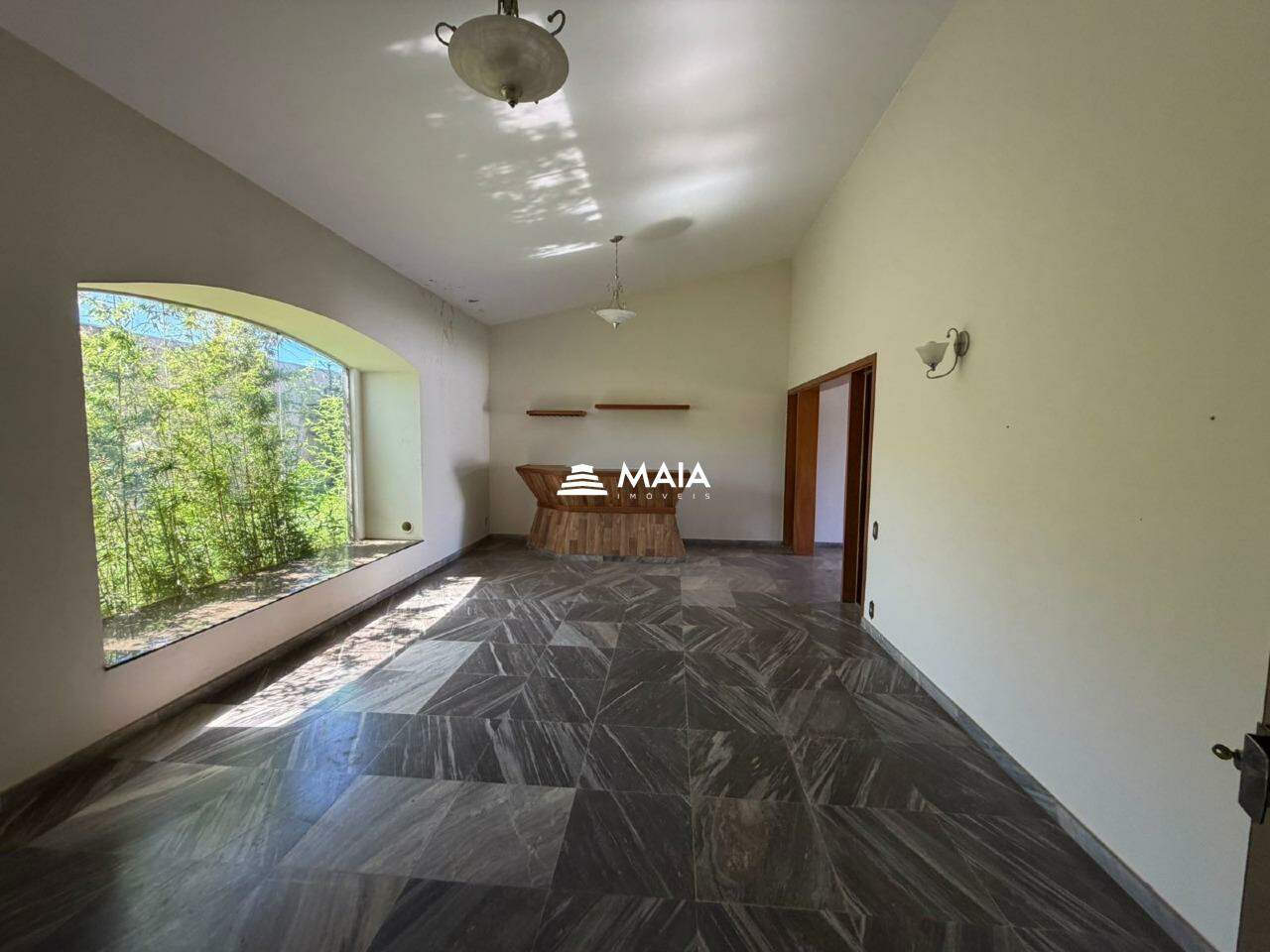 Casa para aluguel no Jardim Induberaba: 