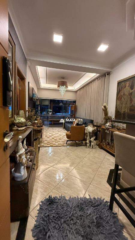 Casa à venda no Jardim Induberaba: 