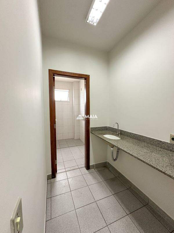 Galpão para aluguel no BR-050: 