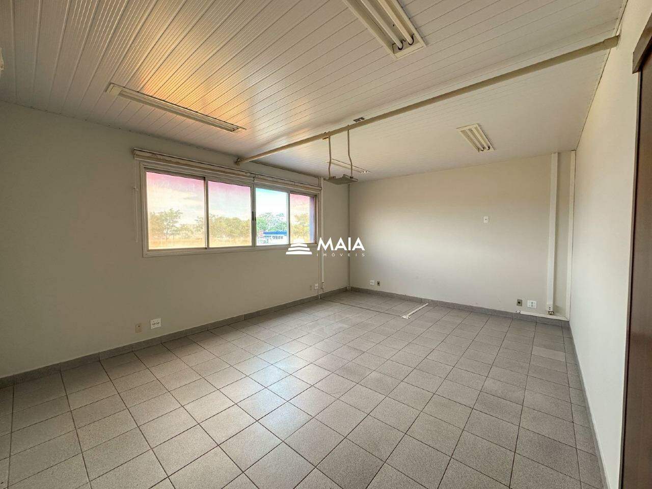 Galpão para aluguel no BR-050: 