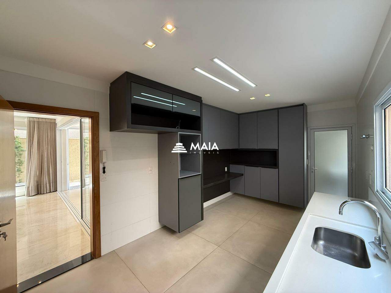 Casa de Condomínio para aluguel no Flamboyant III Resid. Park: 