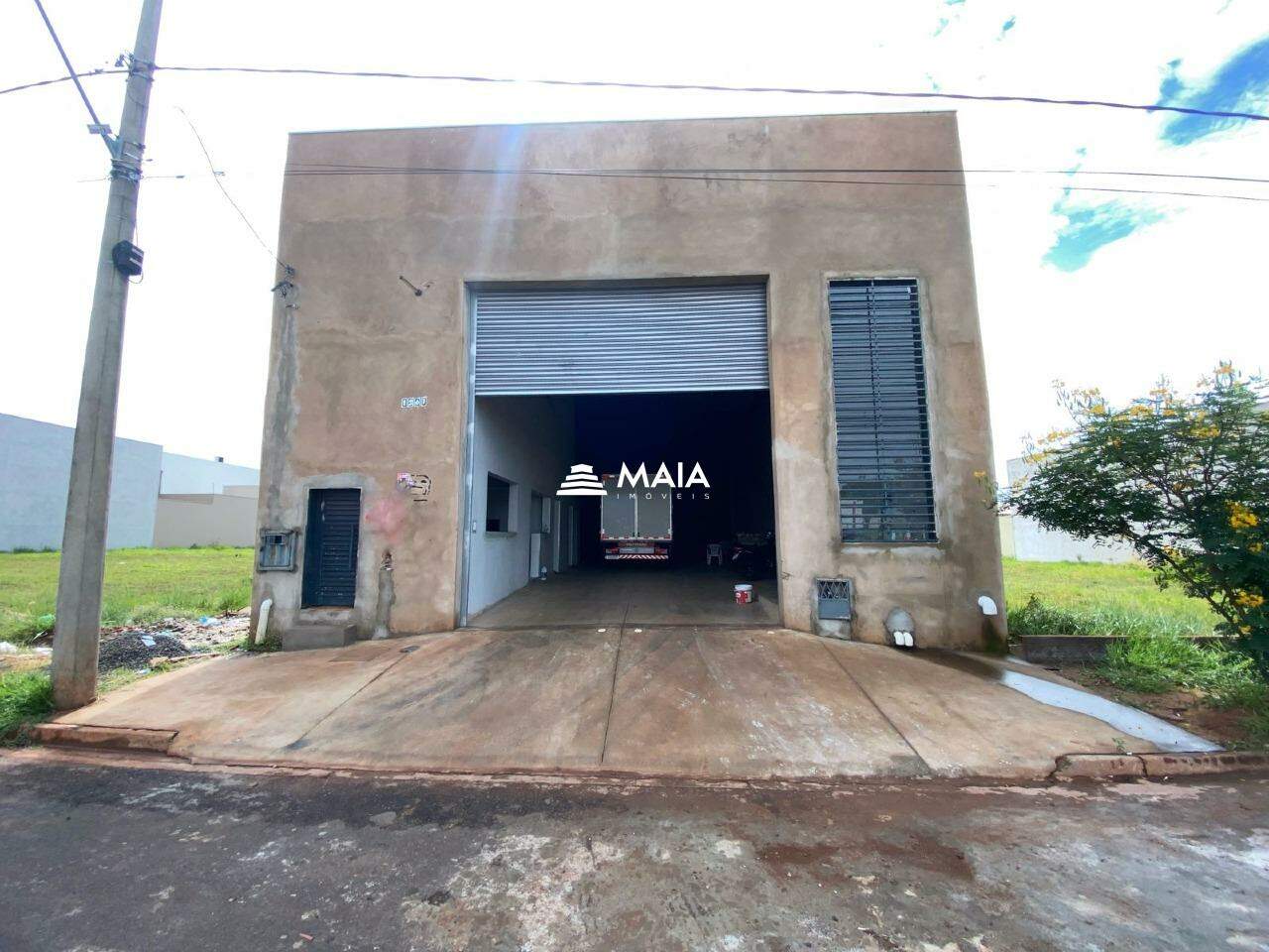 Galpão para aluguel no Parque das Laranjeiras: 