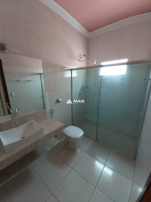 Casa para aluguel no Parque das Américas: 