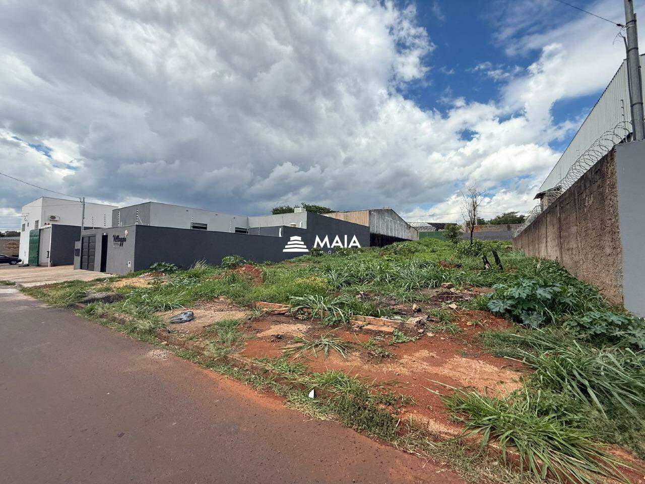 Terreno/Área à venda no Jardim Maracanã: 