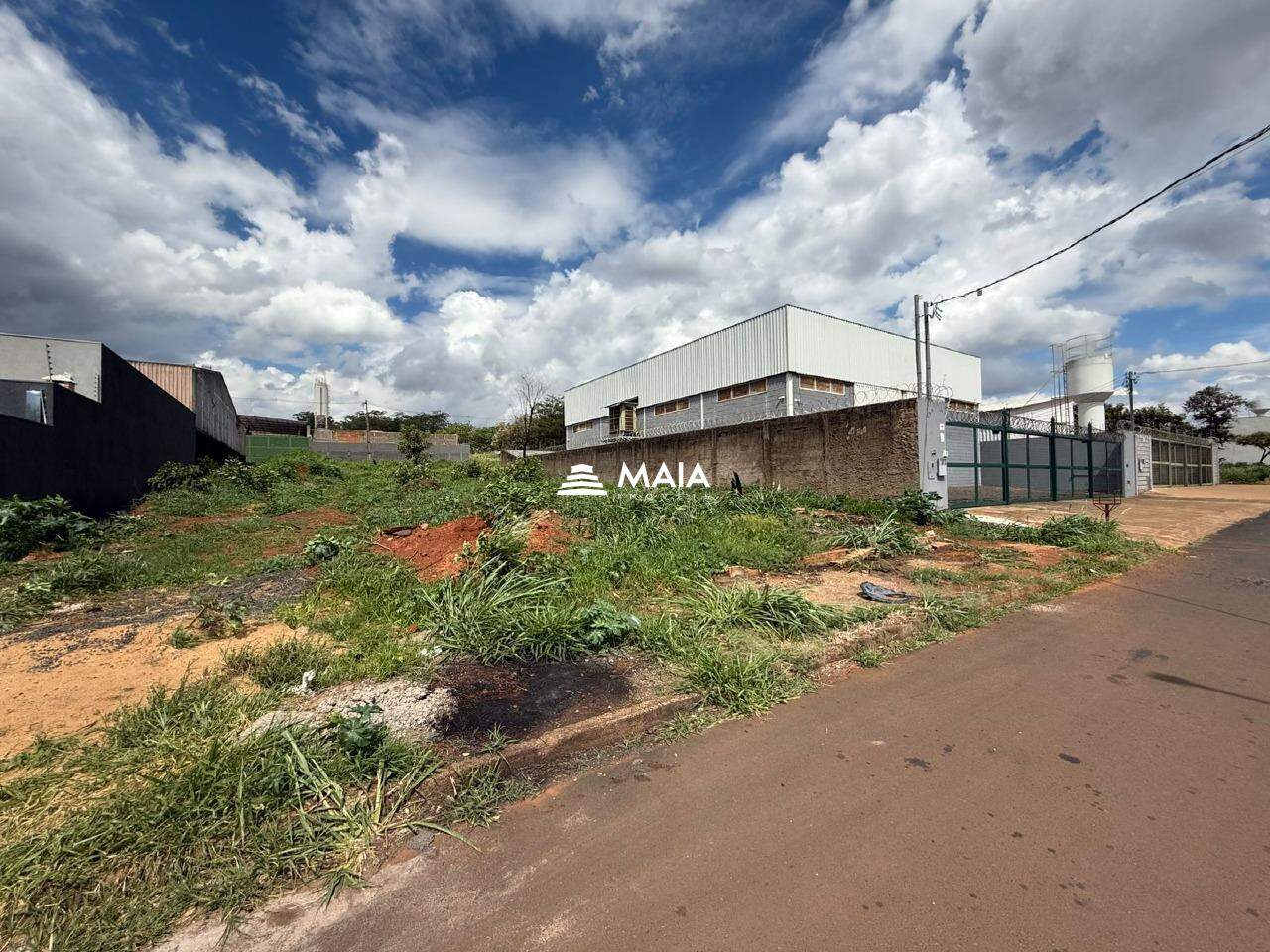 Terreno/Área para aluguel no Jardim Maracanã: 