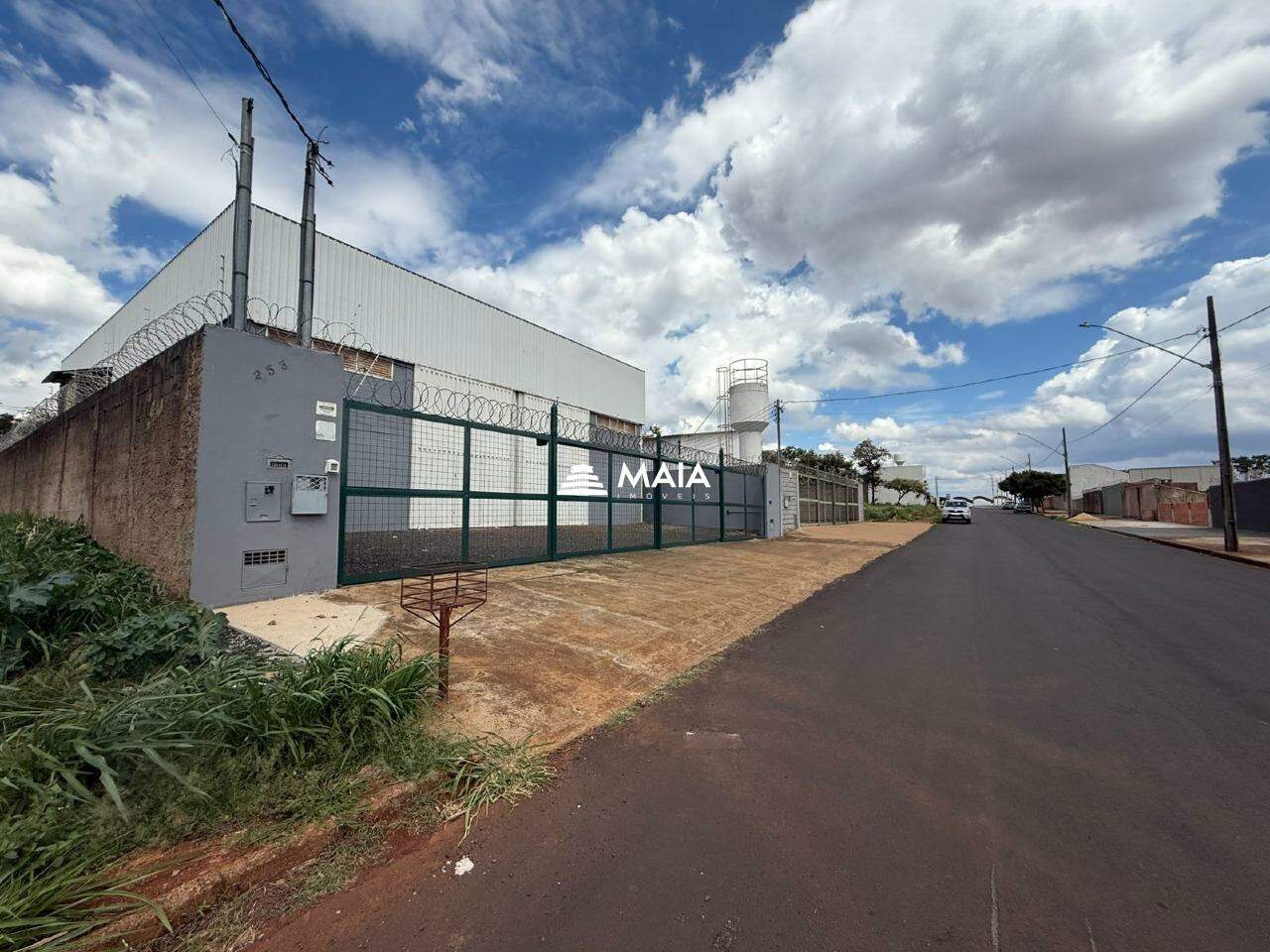 Galpão à venda no Jardim Maracanã: 