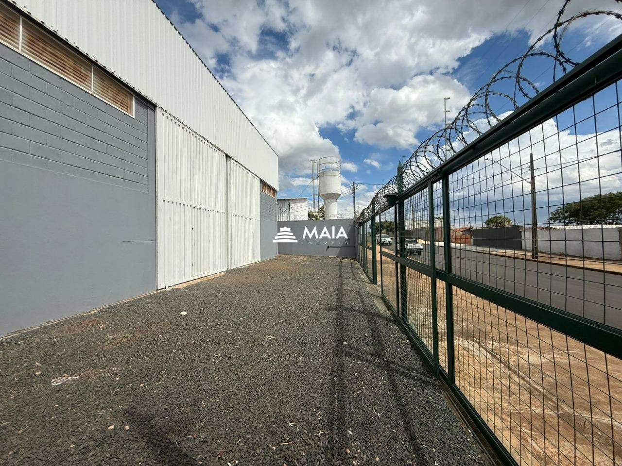 Galpão para aluguel no Jardim Maracanã: 