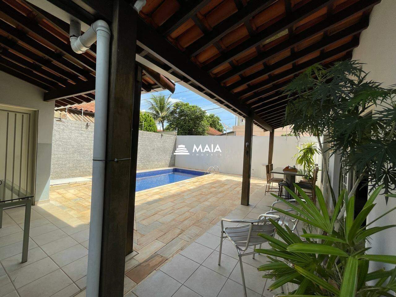 Casa à venda no Mercês: 