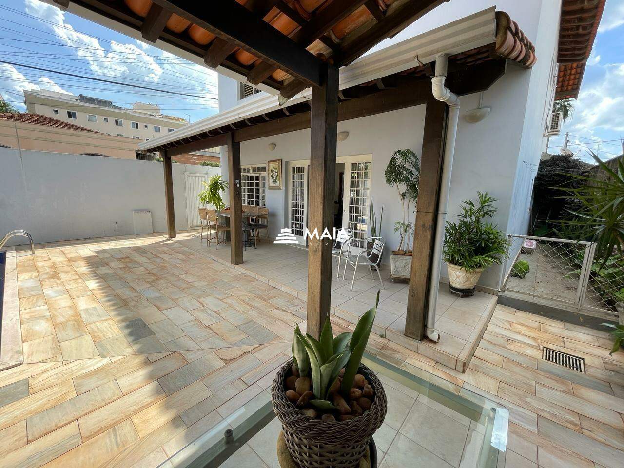 Casa à venda no Mercês: 