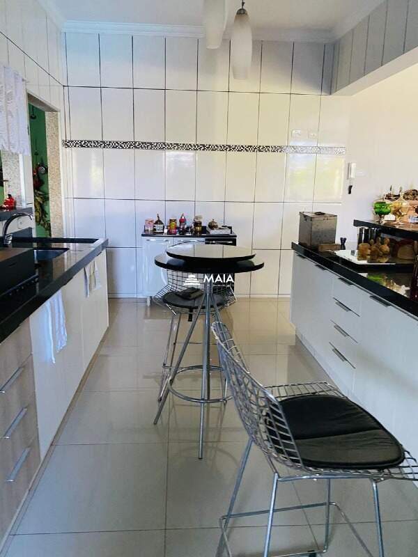 Casa de Condomínio para aluguel no Residencial Mário de Almeida Franco: 