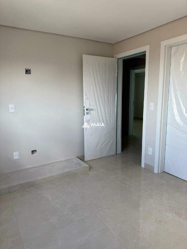 Apartamento à venda no Santa Maria: 