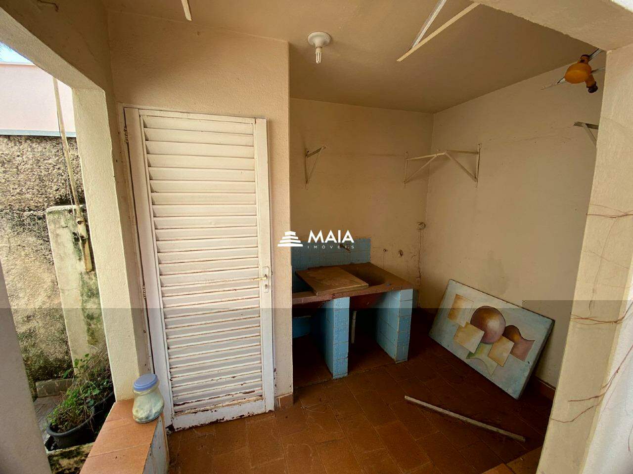 Casa para aluguel no Mercês: 