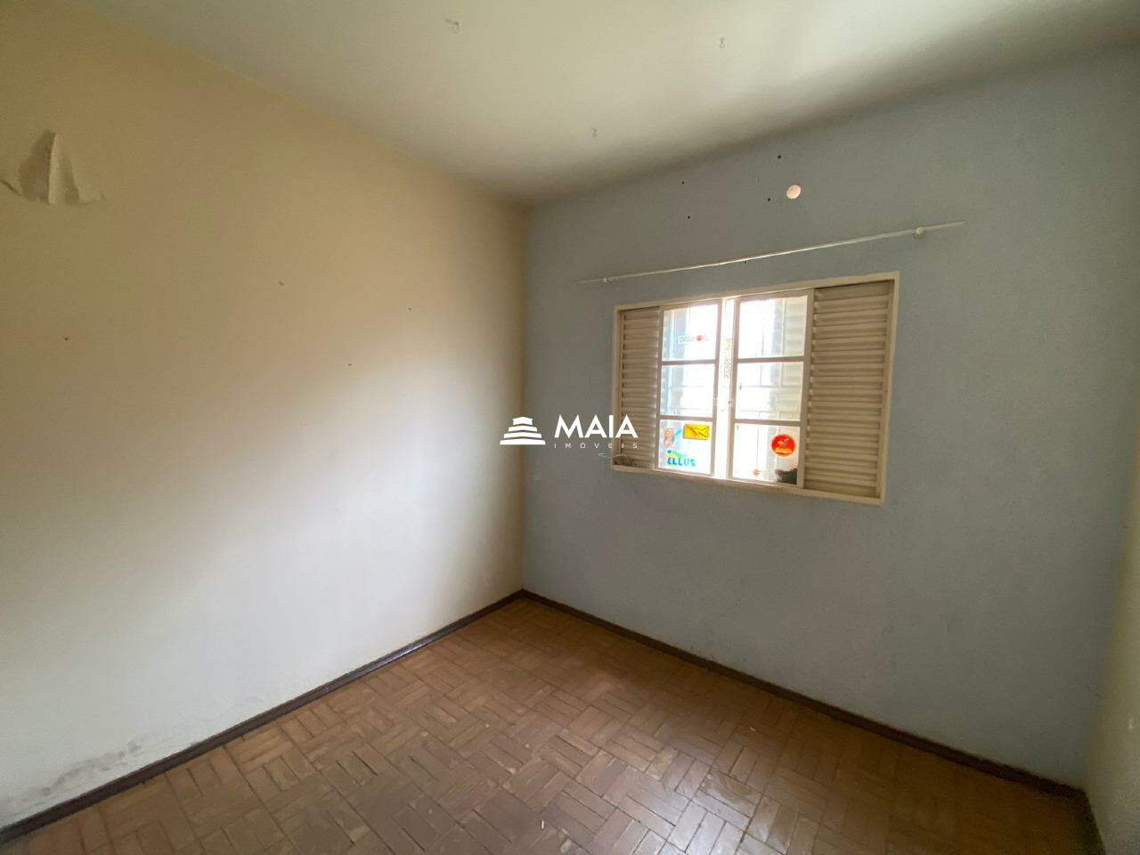 Casa para aluguel no Mercês: 