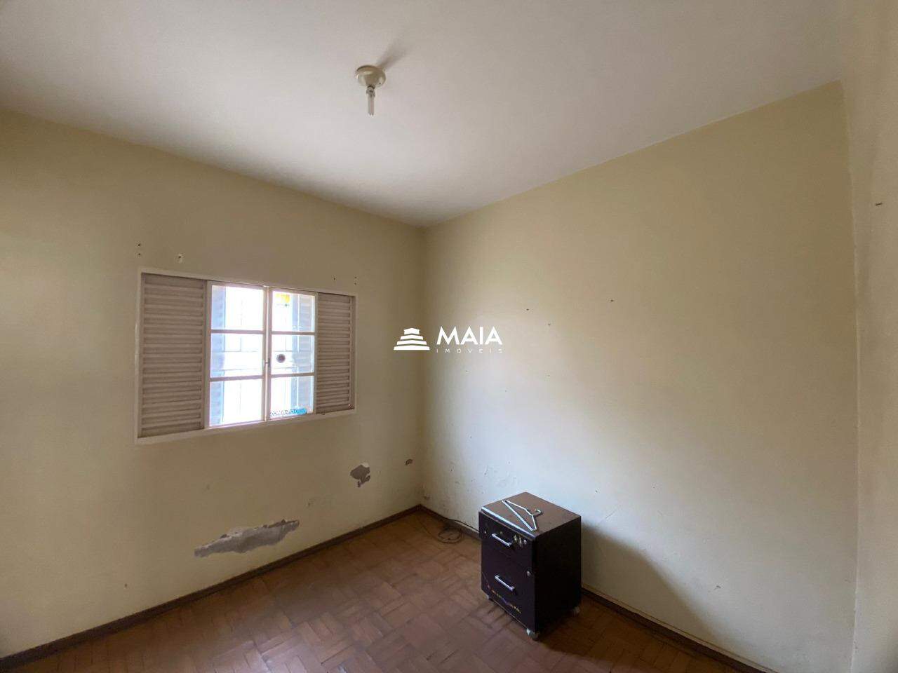 Casa para aluguel no Mercês: 