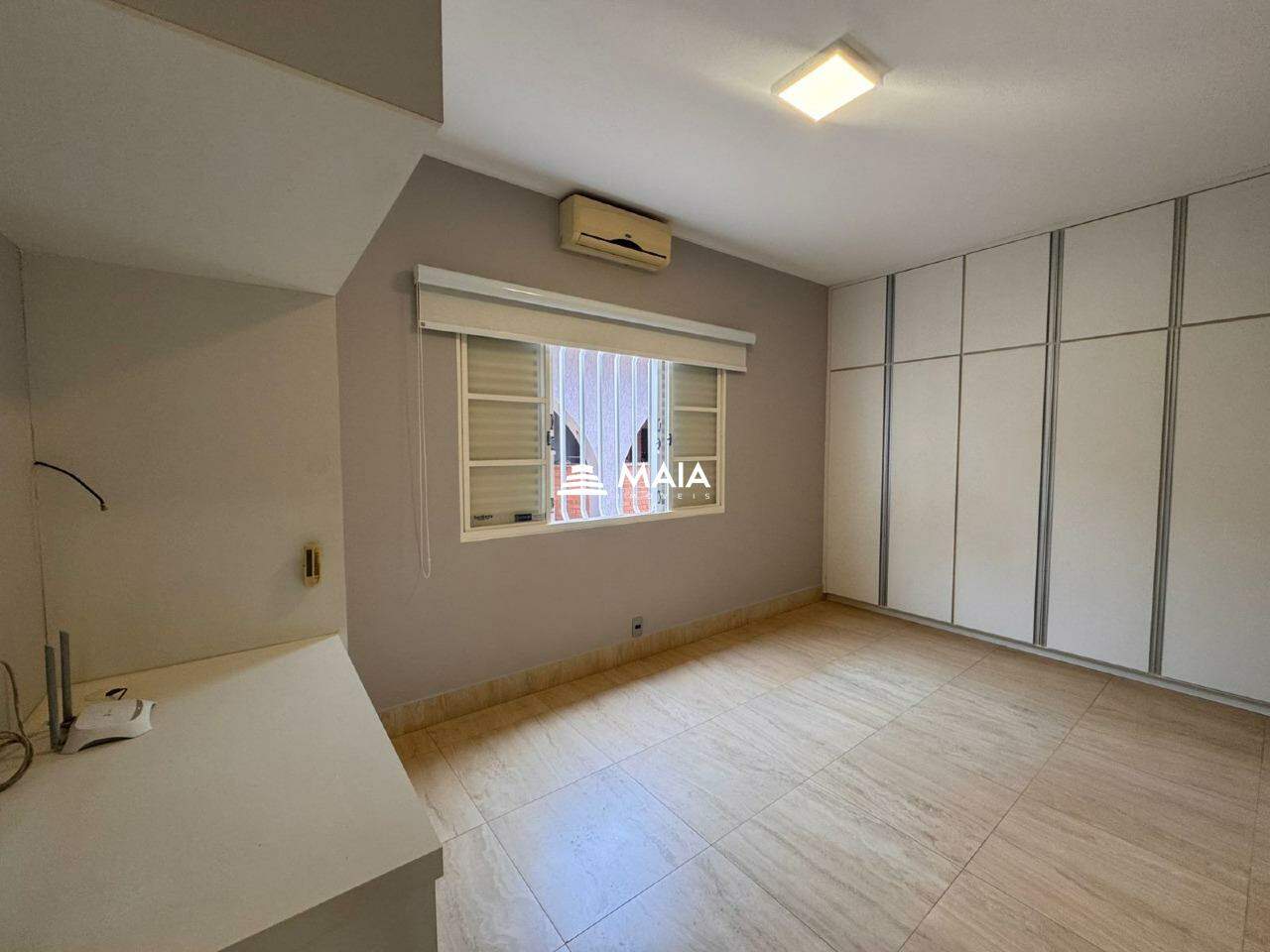 Casa para aluguel no Santa Maria: 