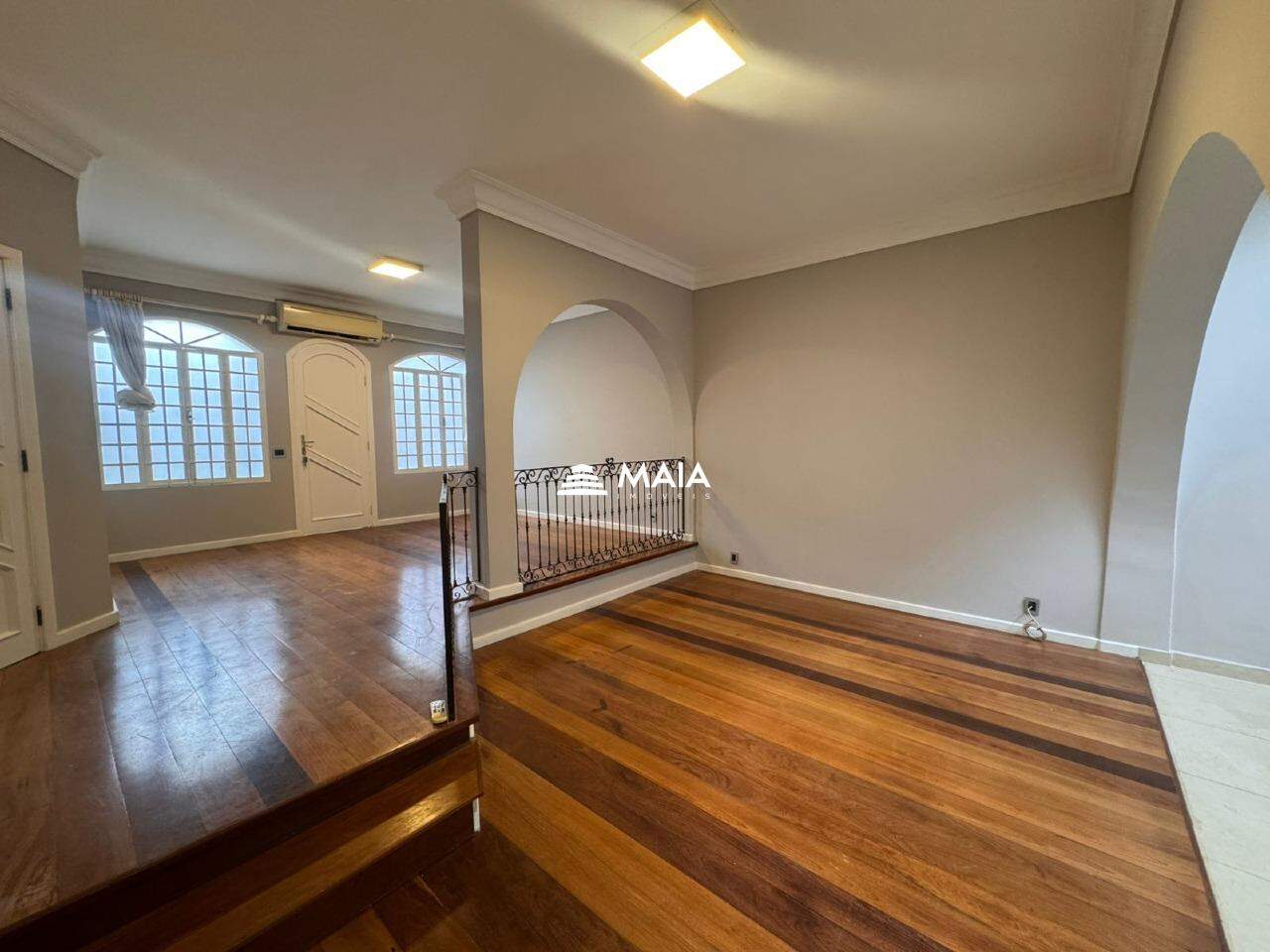 Casa para aluguel no Santa Maria: 