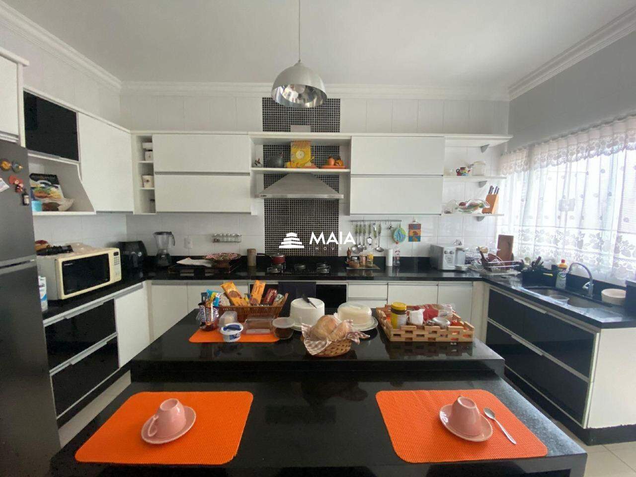 Casa de Condomínio à venda no Residencial Mário de Almeida Franco: 