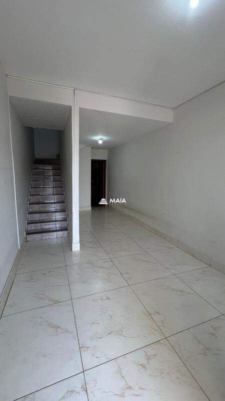 Casa para aluguel no Santa Maria: 