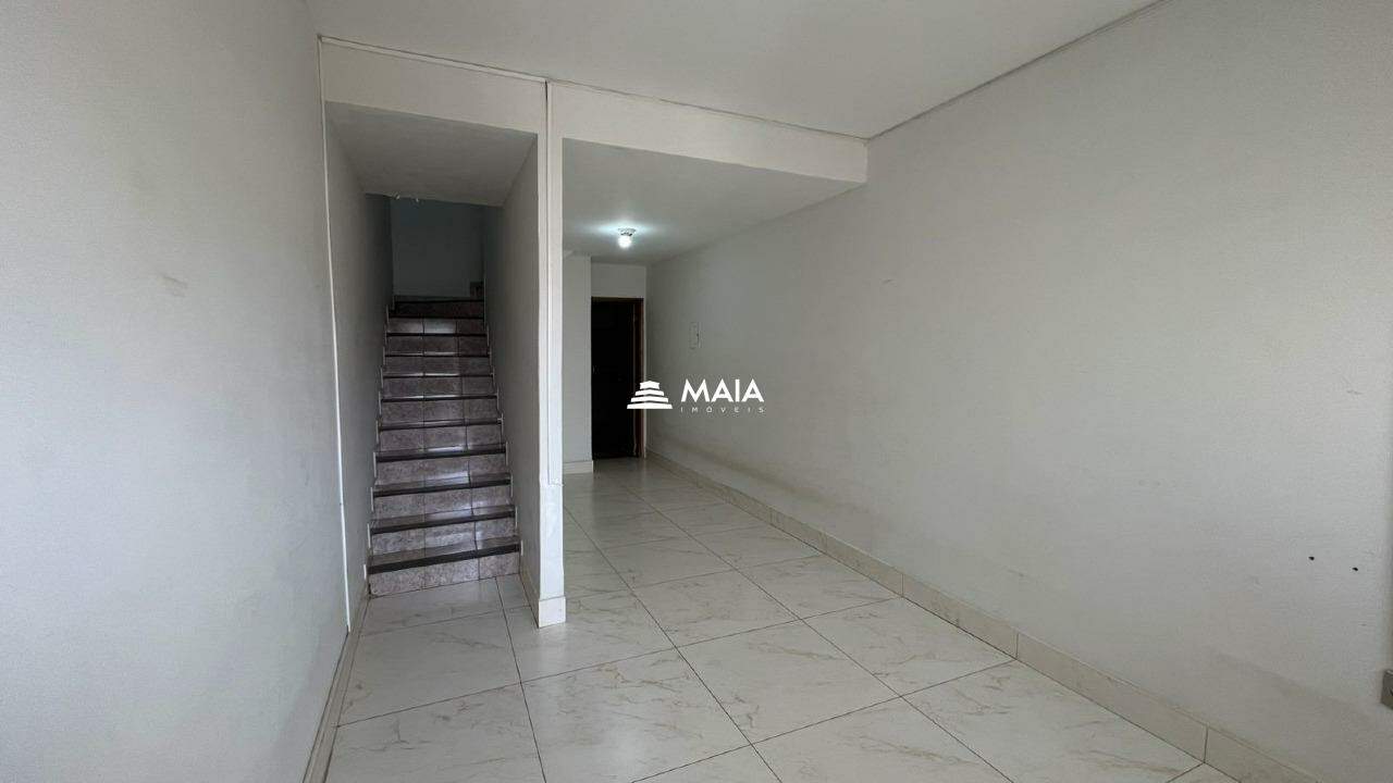 Casa para aluguel no Santa Maria: 