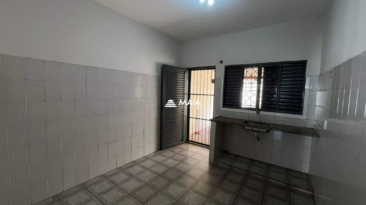 Casa para aluguel no Santa Maria: 