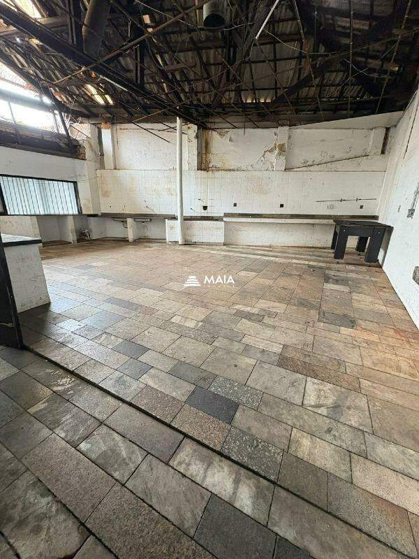 Galpão para aluguel no Centro: 