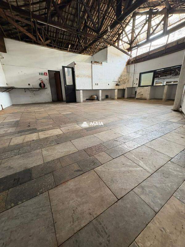 Galpão para aluguel no Centro: 