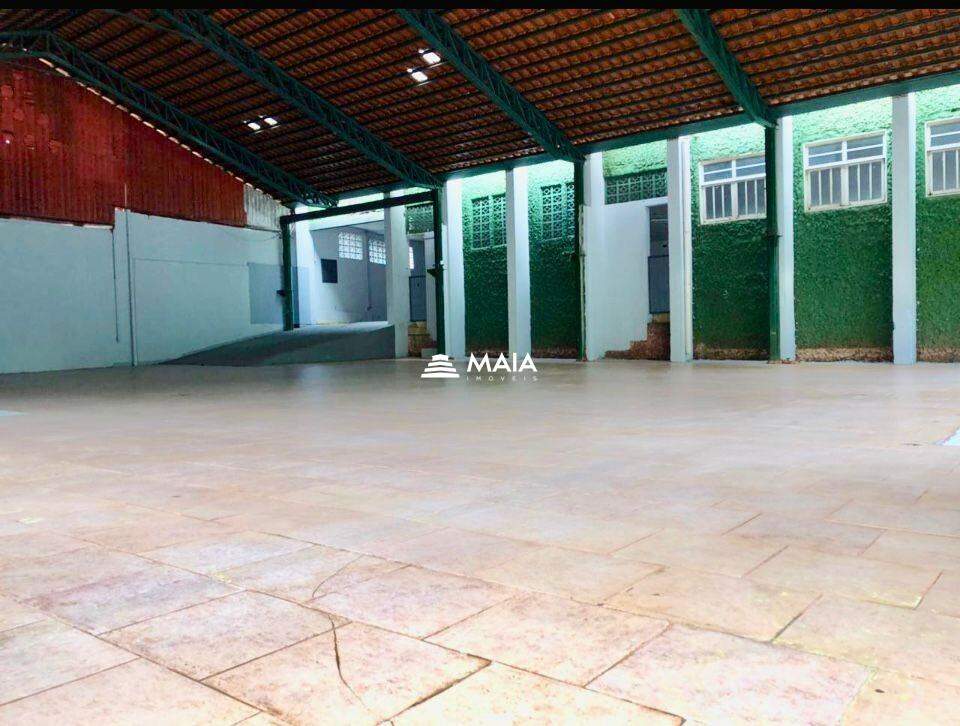 Galpão para aluguel no Centro: 