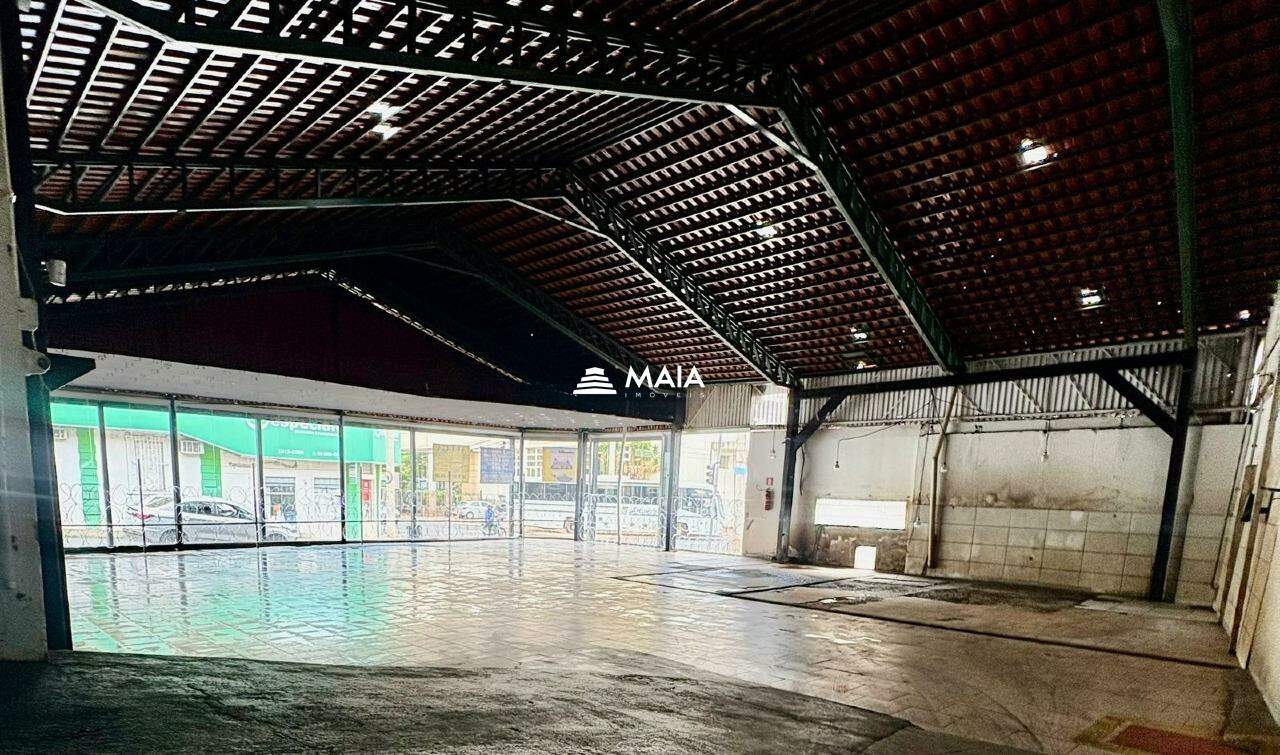 Galpão para aluguel no Centro: 