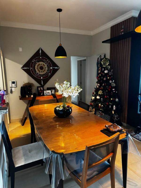 Apartamento à venda no Jardim do Lago: 