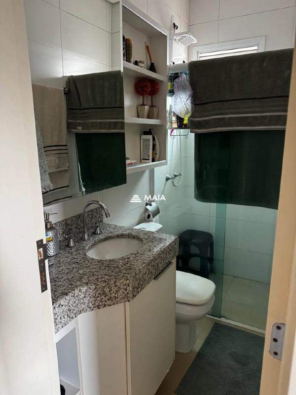 Apartamento à venda no Jardim do Lago: 