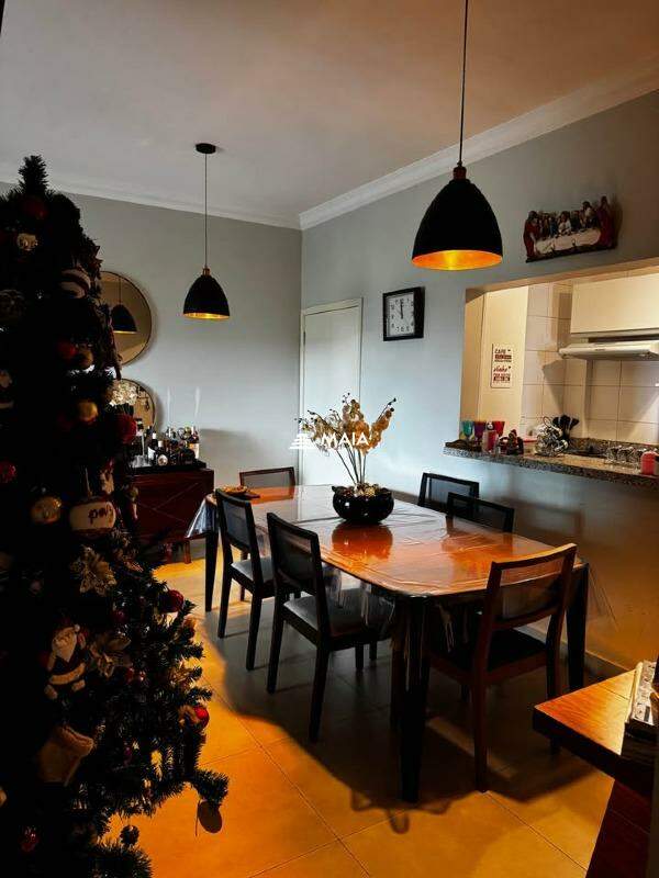 Apartamento à venda no Jardim do Lago: 