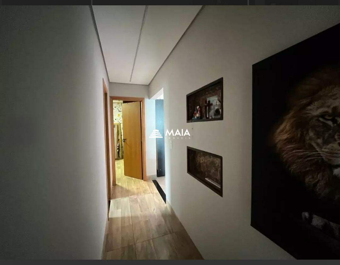 Casa à venda no Mercês: 