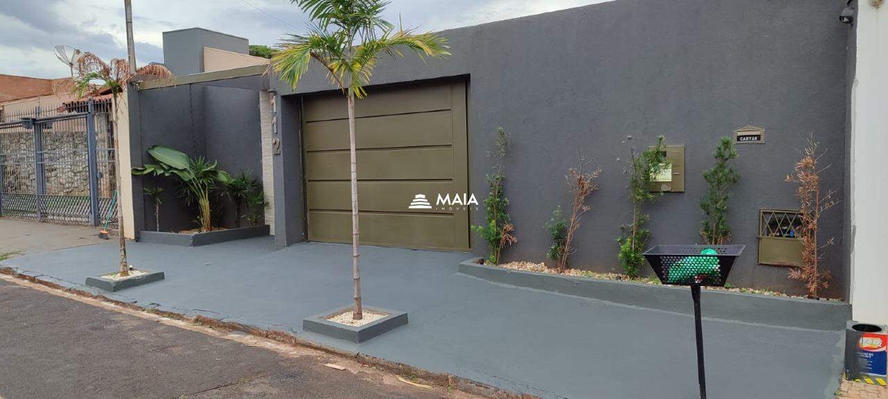 Casa à venda no Mercês: 