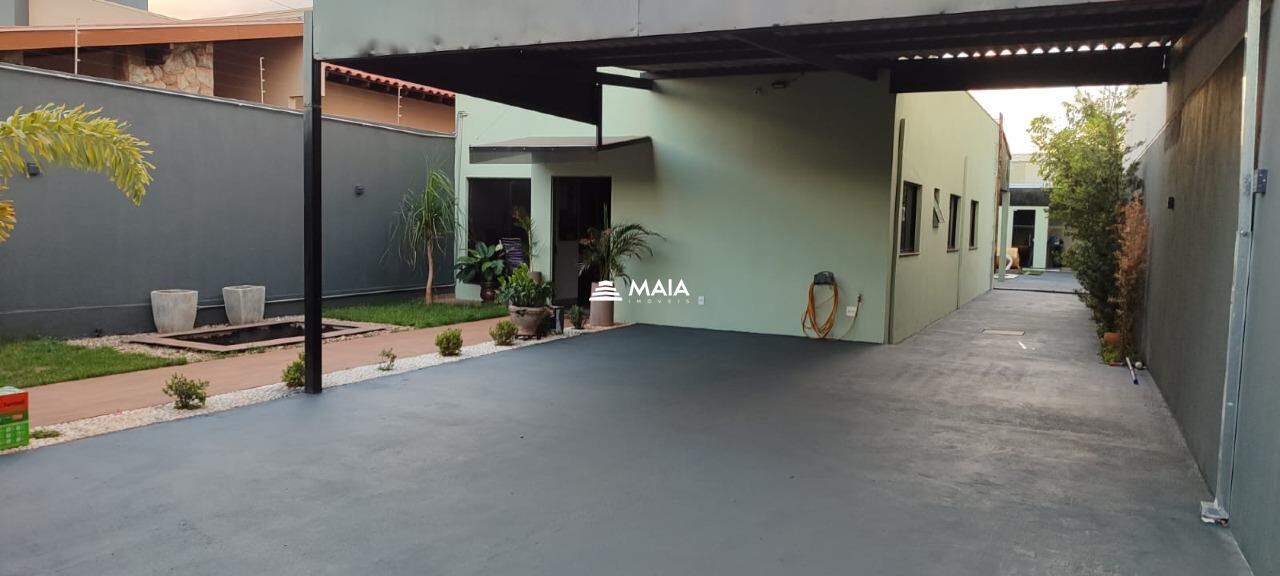 Casa à venda no Mercês: 