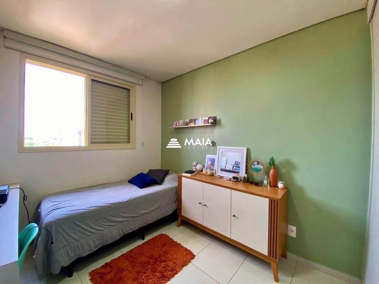 Apartamento à venda no Mercês: 